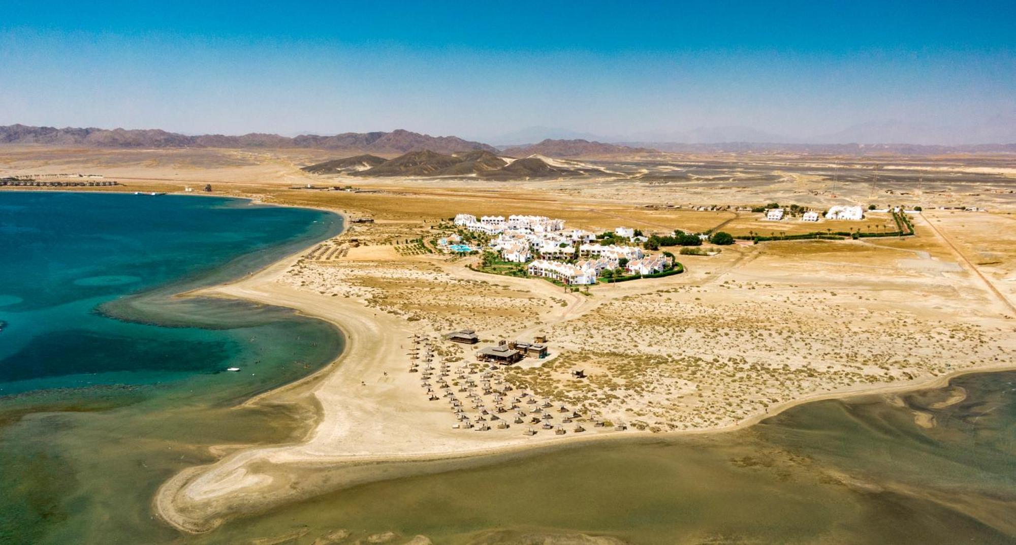 Abū Ghuşūn Lahami Bay Beach Resort מראה חיצוני תמונה